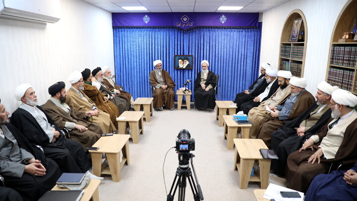 تصاویر/جلسه شورای حوزه علمیه استان سمنان با حضور آیت الله اعرافی