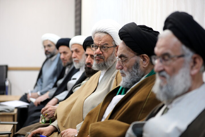 تصاویر/جلسه شورای حوزه علمیه استان سمنان با حضور آیت الله اعرافی