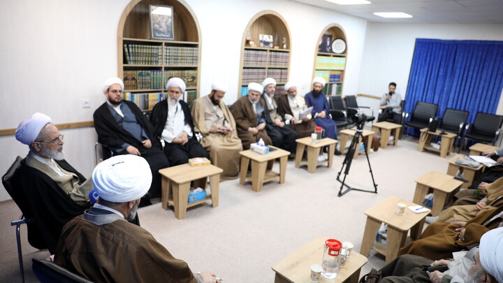 تصاویر/جلسه شورای حوزه علمیه استان سمنان با حضور آیت الله اعرافی