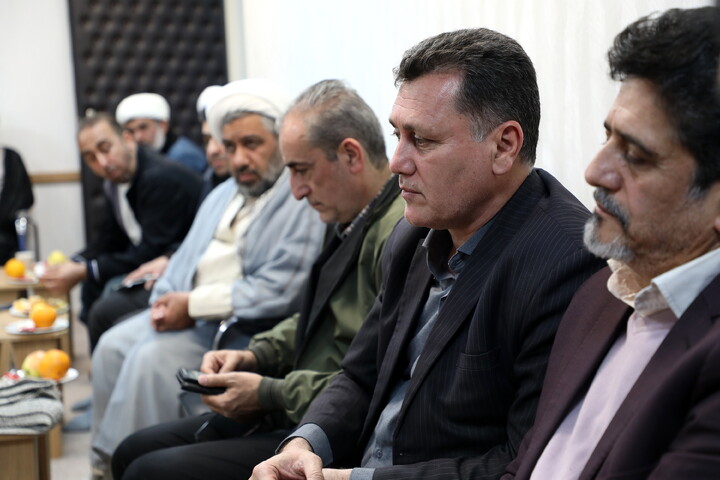 تصاویر/جلسه جمع بندی سفرآیت الله اعرافی به استان سمنان