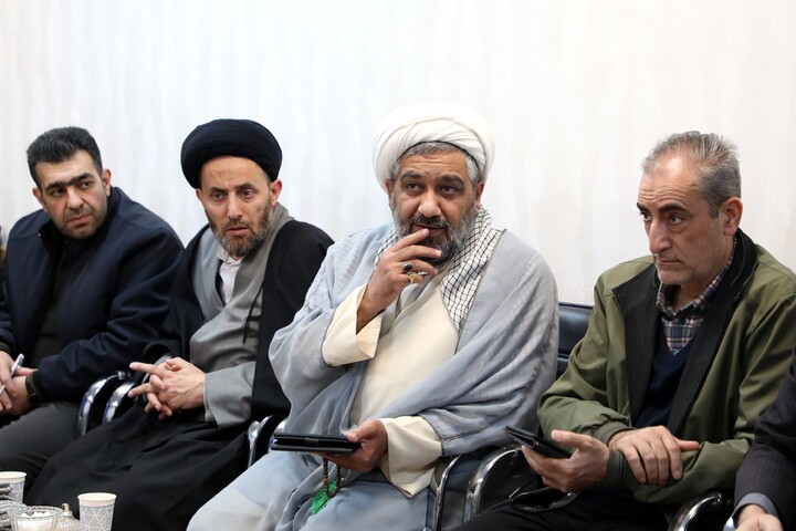 تصاویر/جلسه جمع بندی سفرآیت الله اعرافی به استان سمنان