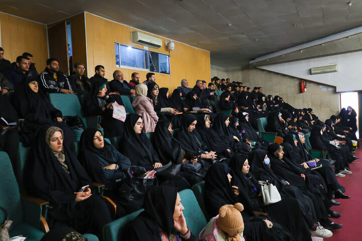 تصاویر |جشنواره برترین های طرح صالحین در تبریز