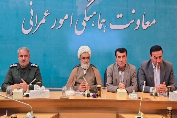 دشمن در جبهه‌های اقتصادی و فرهنگی به‌دنبال ایجاد شکاف در صفوف ملت است