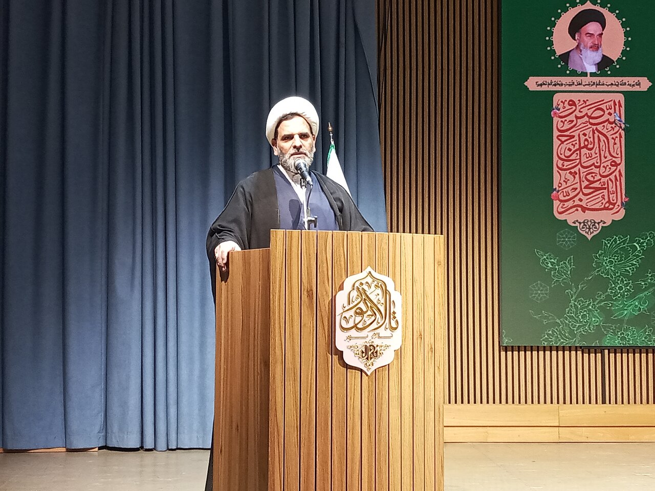 مسابقات قرآن جلوه‌ای از نهضت قرآنی در جامعه اسلامی است