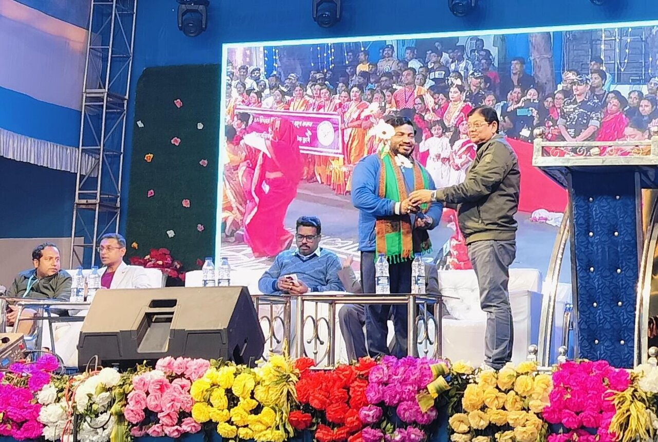 উলুবেড়িয়া বইমেলায় : সংবর্ধনা'র মাধ্যমে শেষ হলো ২০২৬-এর বইমেলা!!