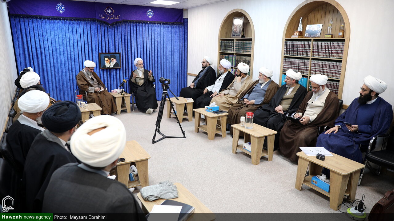 تصاویر/ جلسه شورای حوزه علمیه استان سمنان با حضور آیت الله اعرافی