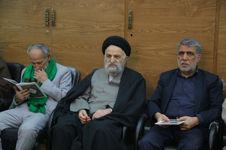 تصاویر / مراسم ترحیم آیت الله شفیعی در قم