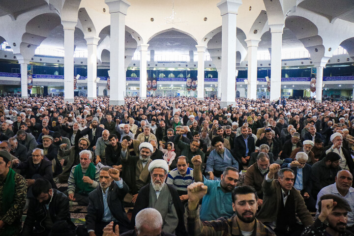 تصاویر/ راهپیمایی مردم قم به مناسبت قیام تاریخی ۱۹ دی