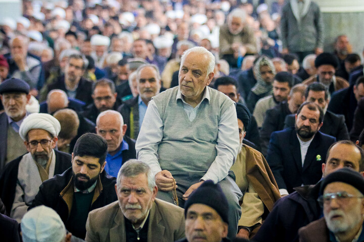 تصاویر/ راهپیمایی مردم قم به مناسبت قیام تاریخی ۱۹ دی