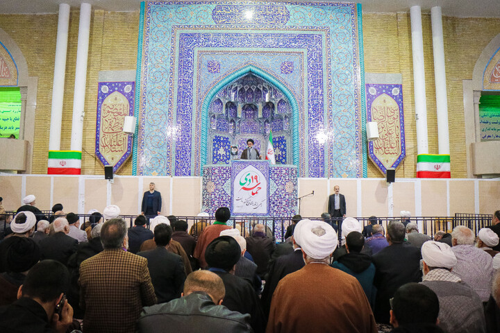 تصاویر/ راهپیمایی مردم قم به مناسبت قیام تاریخی ۱۹ دی