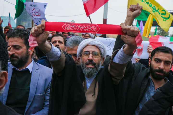 تصاویر/ تجمع مدافعان حرم در حمایت از جمهوری اسلامی ایران