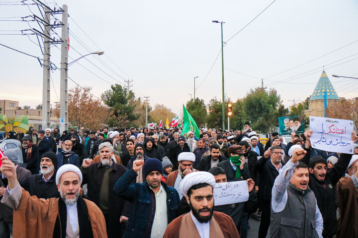 تصاویر/ تجمع مدافعان حرم در حمایت از جمهوری اسلامی ایران