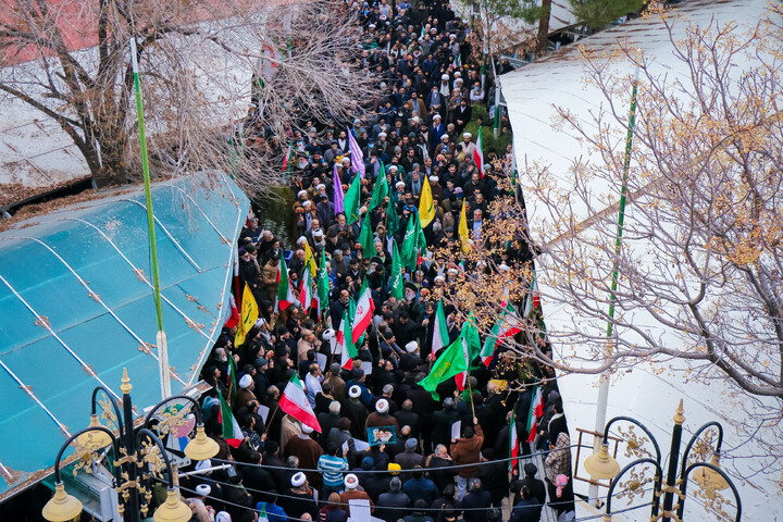 تصاویر/ تجمع مدافعان حرم در حمایت از جمهوری اسلامی ایران