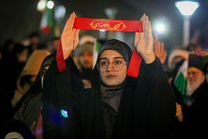 تصاویر/ تجمع و راهپیمایی مردم قم در حمایت از جمهوری اسلامی ایران