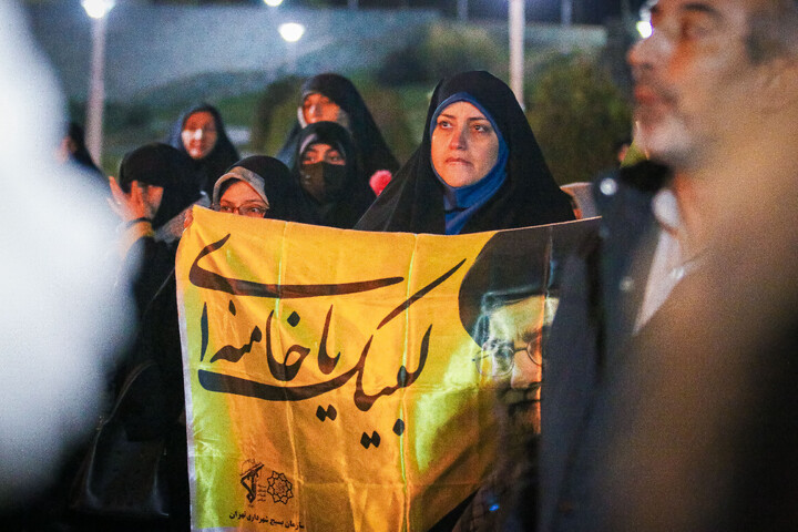 تصاویر/ تجمع و راهپیمایی مردم قم در حمایت از جمهوری اسلامی ایران