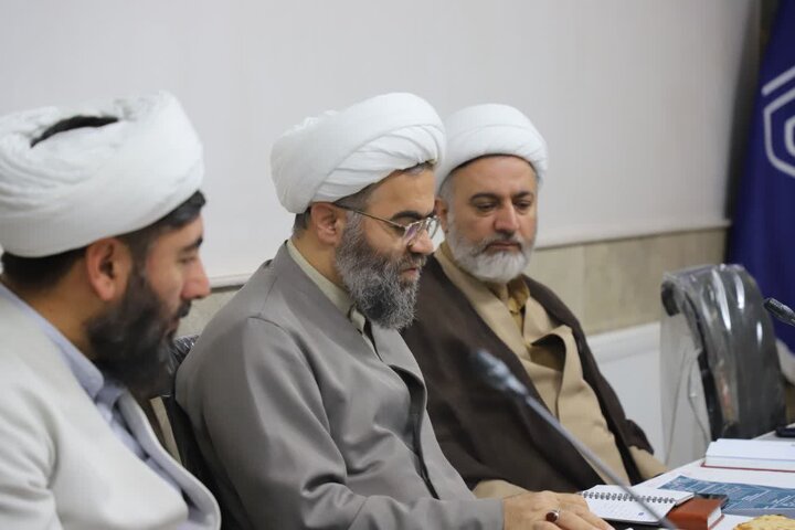 تصاویر/ جلسه شورای نهادهای عالی حوزوی استان کردستان