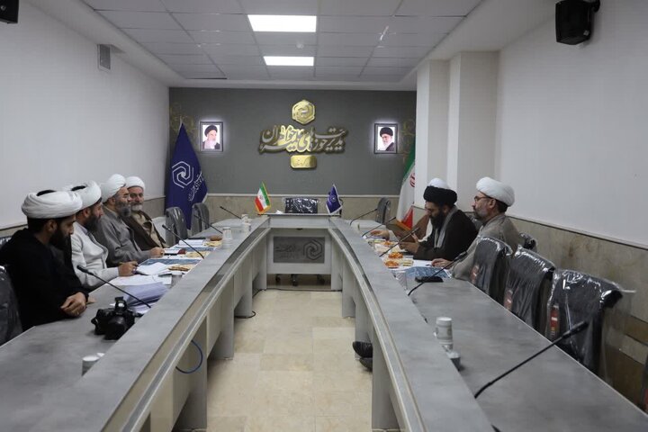 تصاویر/ جلسه شورای نهادهای عالی حوزوی استان کردستان