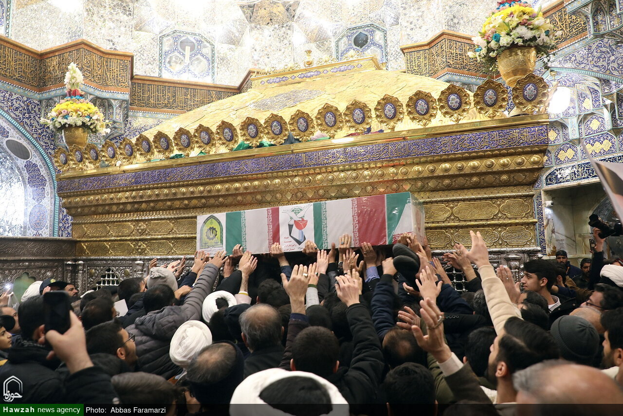 تشييع حاشد لشهيدي الأمن في مدينة قم وسط استنكار للأعمال التخريبية + فيديو وصور