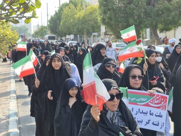 راهپیمایی برائت از آشوبگران در بوشهر برگزار شد