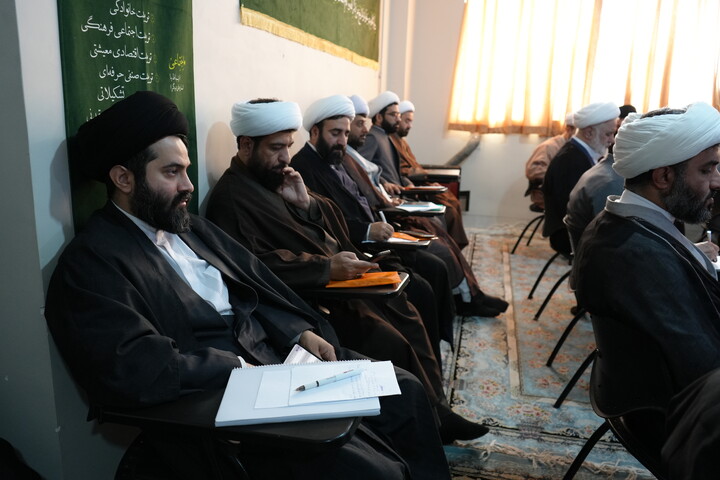 بیست و نهمین نشست هم‌اندیشی و دانش‌افزایی معاونان تهذیب حوزه‌های علمیه کشور