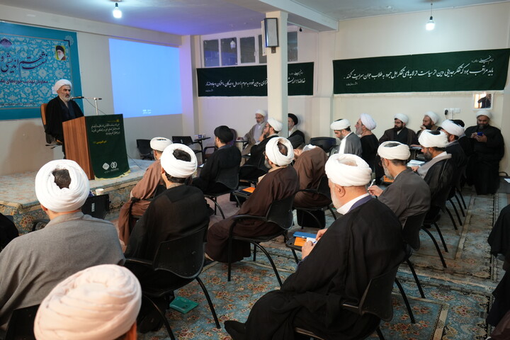 بیست و نهمین نشست هم‌اندیشی و دانش‌افزایی معاونان تهذیب حوزه‌های علمیه کشور