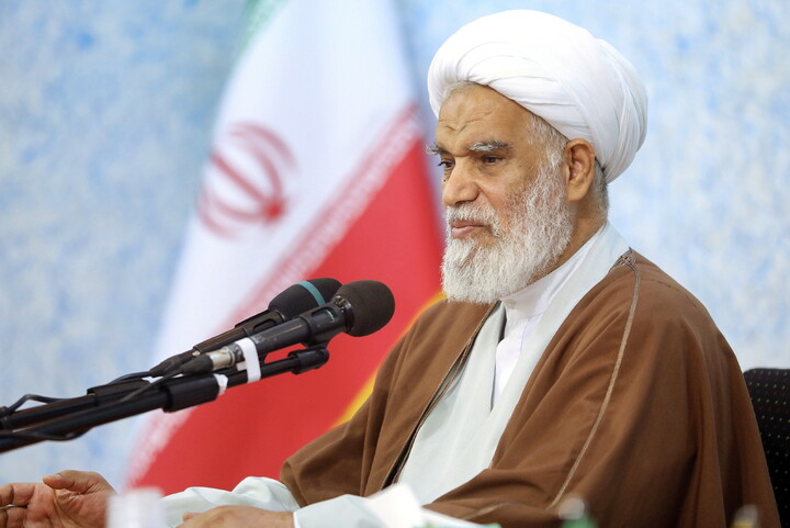 تصاویر/ گردهمایی روحانیون و اساتید حوزه در محکومیت اغتشاشات اخیر کشور