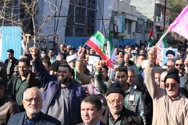 تصاویر/ راهپیمایی مردم بابصیرت سمنان در دفاع از امنیت ملی ایران