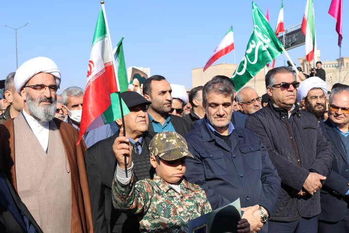 تصاویر/ راهپیمایی مردم بابصیرت سمنان در دفاع از امنیت ملی ایران