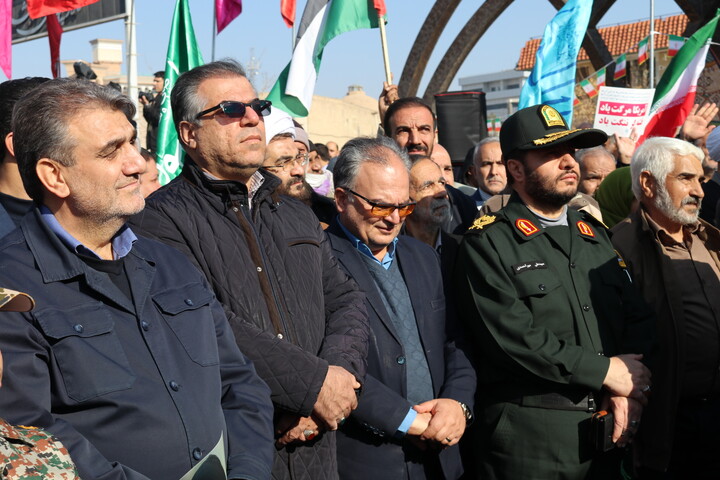 تصاویر/ راهپیمایی مردم بابصیرت سمنان در دفاع از امنیت ملی ایران