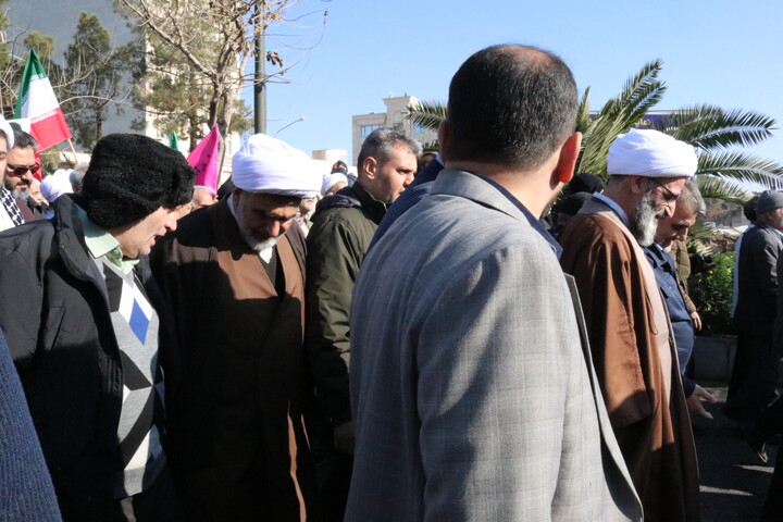 تصاویر/ راهپیمایی مردم بابصیرت سمنان در دفاع از امنیت ملی ایران