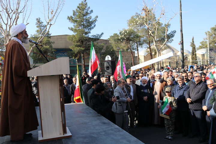 تصاویر/ راهپیمایی مردم بابصیرت سمنان در دفاع از امنیت ملی ایران