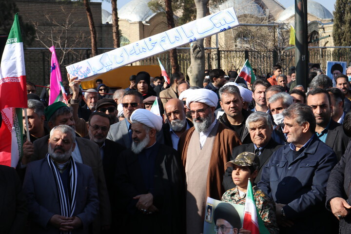 تصاویر/ راهپیمایی مردم بابصیرت سمنان در دفاع از امنیت ملی ایران