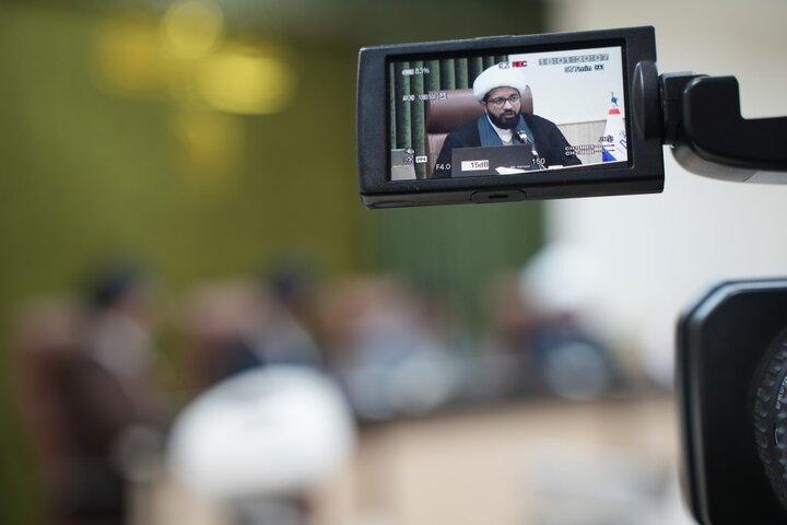 میزگرد علمی «ابعاد فقهی و حقوقی تفکیک اعتراض از اغتشاش» در دانشگاه باقرالعلوم(ع) برگزار شد