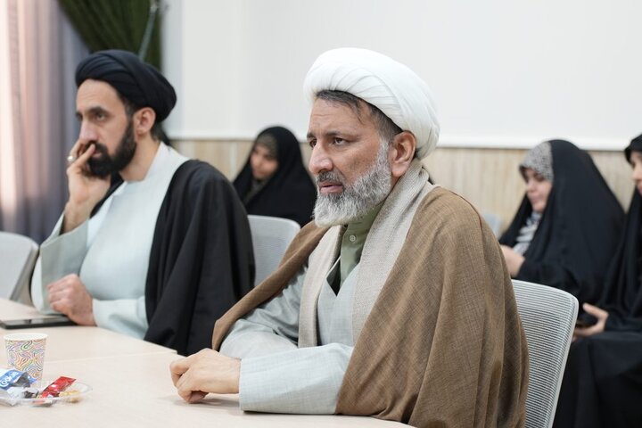 میزگرد علمی «ابعاد فقهی و حقوقی تفکیک اعتراض از اغتشاش» در دانشگاه باقرالعلوم(ع) برگزار شد