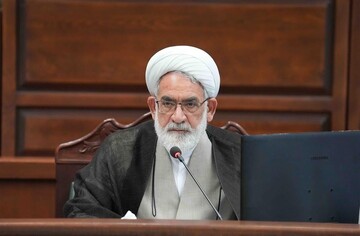 دشمن با ایجاد توطئه‌ها و اغتشاشات به دنبال ناامید کردن جامعه است