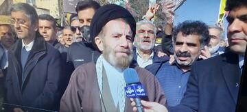 مزدوران، وطن خود را به دیگران و اجنبی فروختند