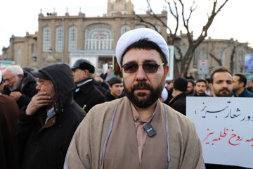 فیلم | مردم غیرتمند تبریز، پای این نظام هستند