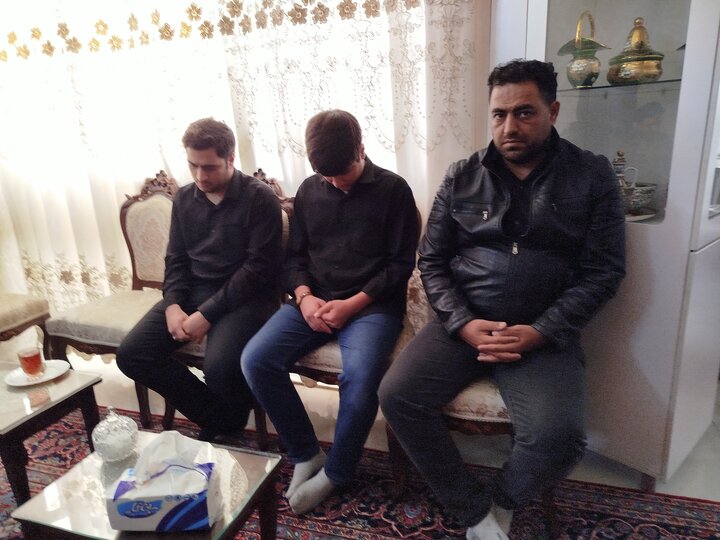 تصاویر / دیدار مدیر حوزه علمیه قزوین با خانواده شهید مدافع امنیت