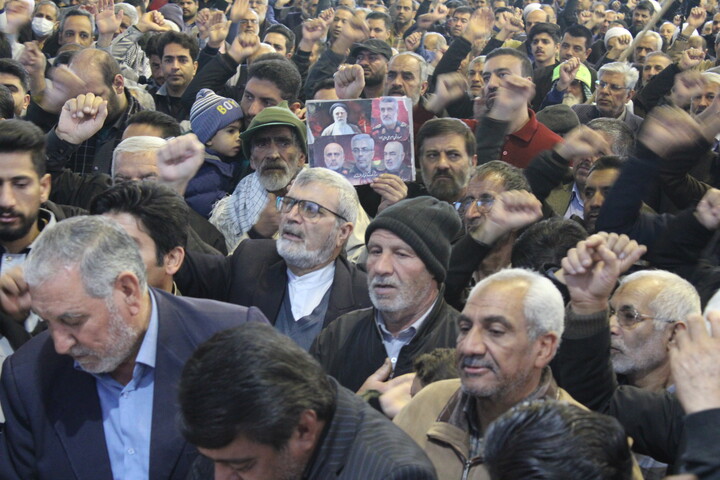 تصاویر/ وداع مردم‌ کرمان‌ با شهید امنیت اَحد زرنگی‌پور