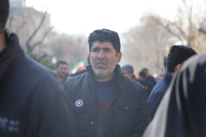 تصاویر/اجتماع مردم غیور سنندج  در محکومیت اغتشاشات اخیر