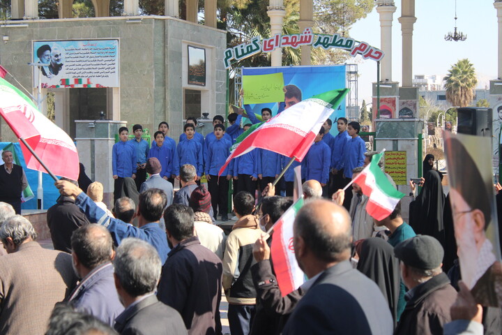 تصاویر/ خروش مردم کرمان در راهپیمایی ۲۲ دی