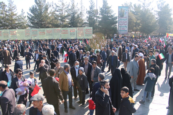 تصاویر/ خروش مردم کرمان در راهپیمایی ۲۲ دی