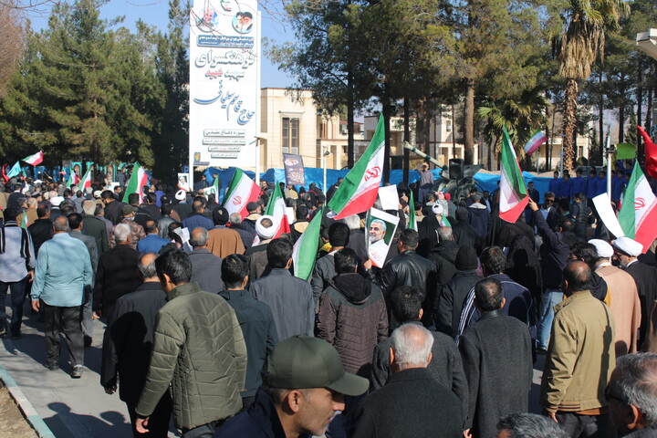 تصاویر/ خروش مردم کرمان در راهپیمایی ۲۲ دی