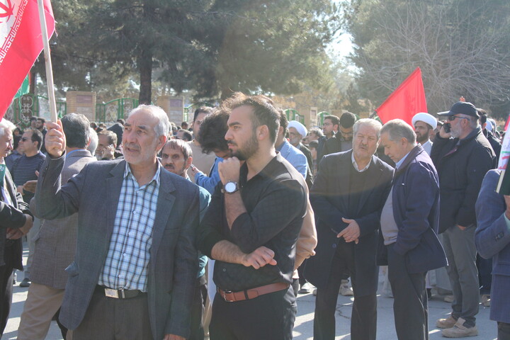 تصاویر/ خروش مردم کرمان در راهپیمایی ۲۲ دی