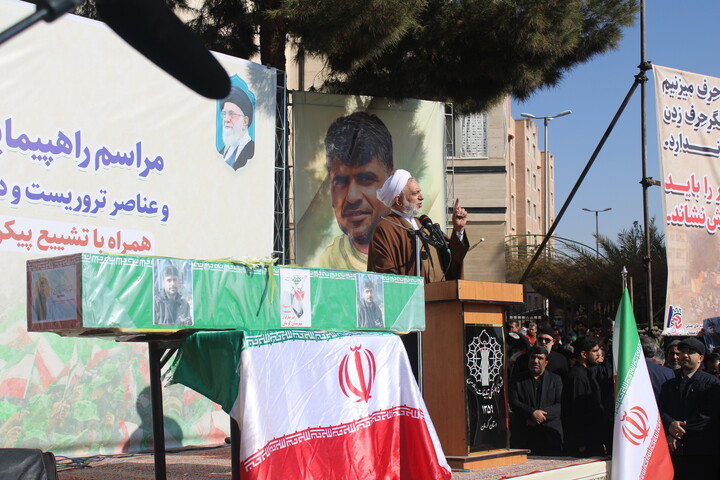 تصاویر/ خروش مردم کرمان در راهپیمایی ۲۲ دی