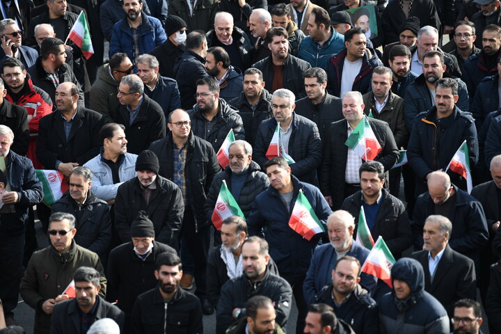 تصاویر/ تجمع و راهپیمایی مردم ارومیه در حمایت از جمهوری اسلامی ایران