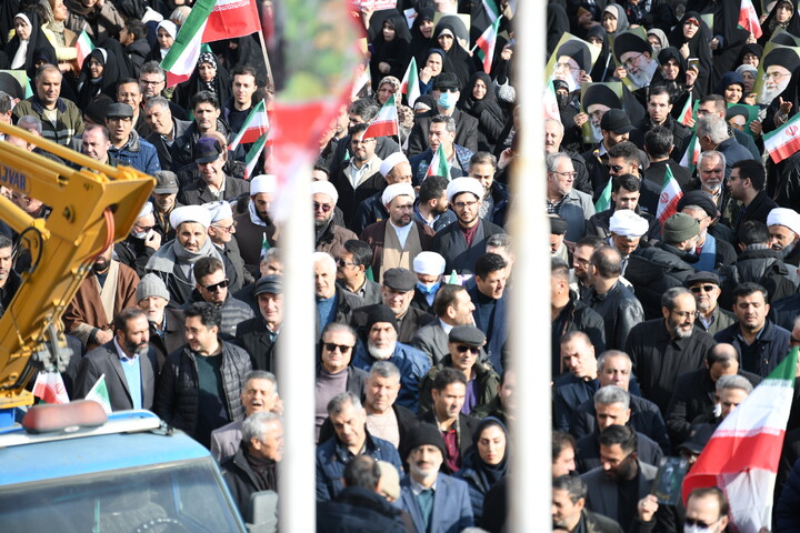 تصاویر/ تجمع و راهپیمایی مردم ارومیه در حمایت از جمهوری اسلامی ایران