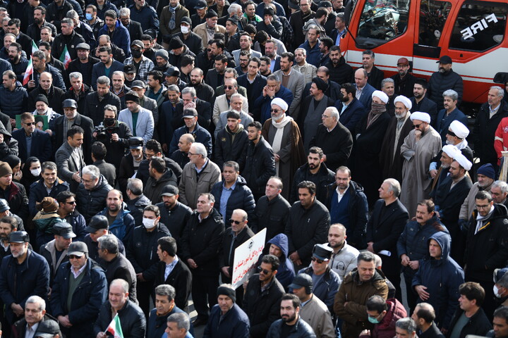 تصاویر/ تجمع و راهپیمایی مردم ارومیه در حمایت از جمهوری اسلامی ایران