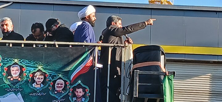 تصاویر راهپیمایی مردم مشهد در محکومیت اقدامات اغتشاش گران