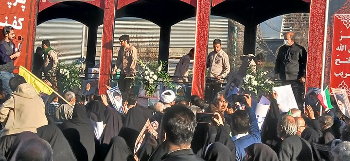 تصاویر راهپیمایی مردم مشهد در محکومیت اقدامات اغتشاش گران